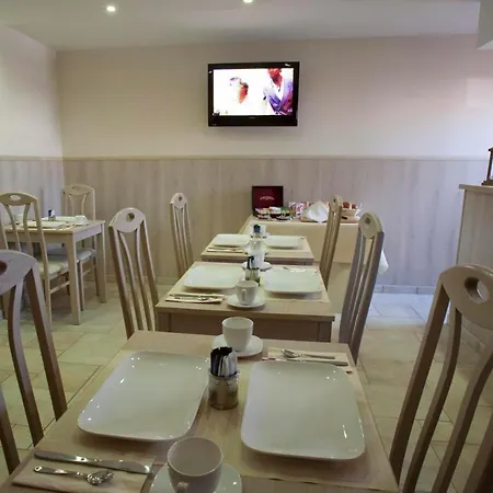 Chamdor Hotell Roeselare